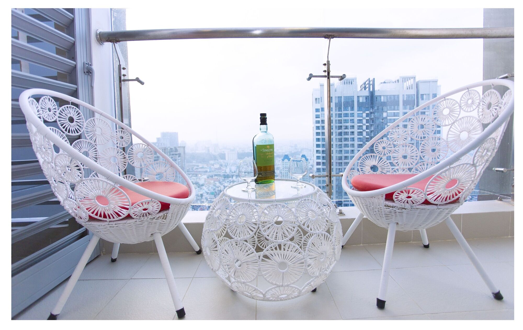 Apartment Liam Service - Vinhomes *