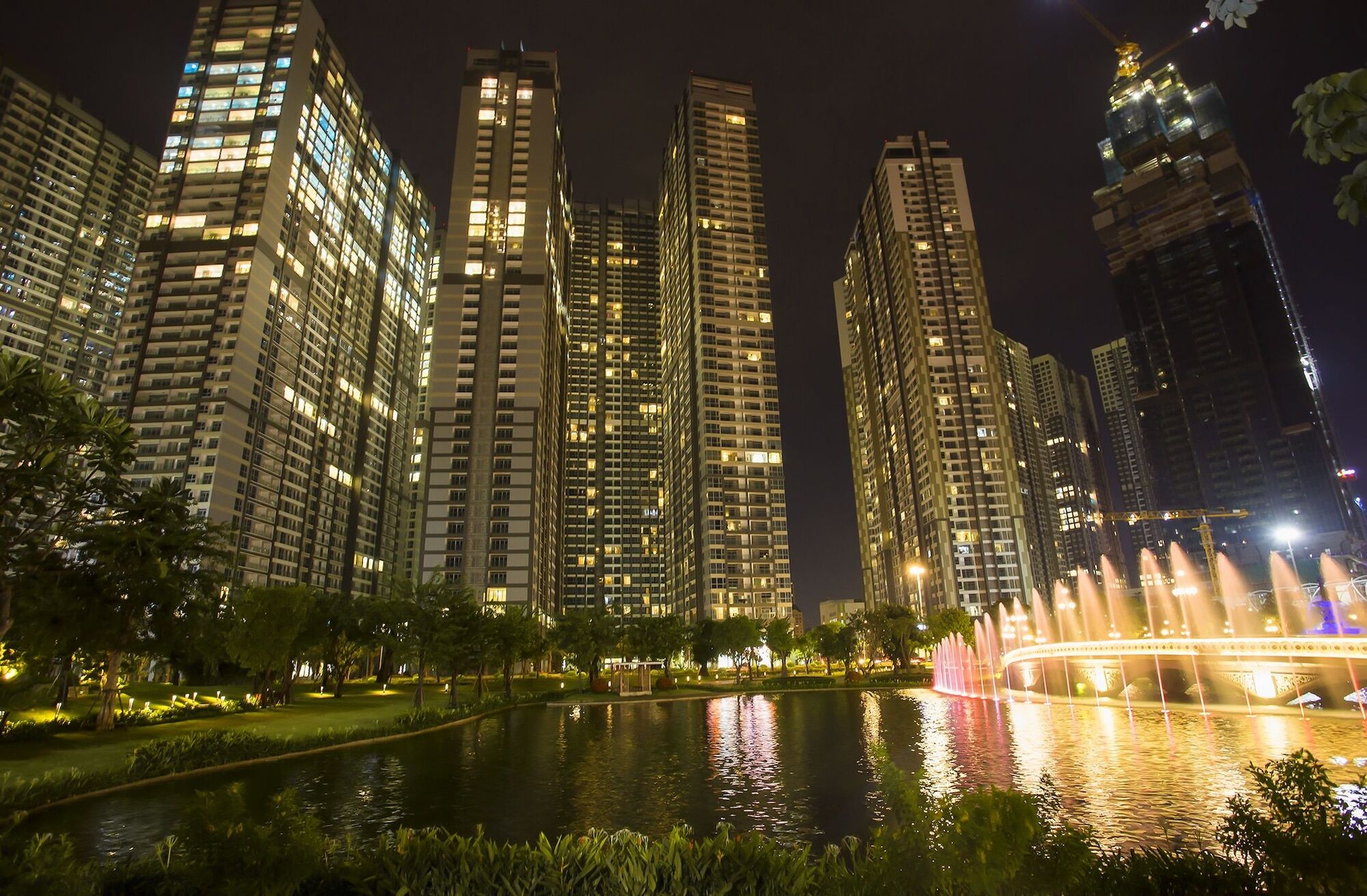 Liam Service - Vinhomes Apartment *